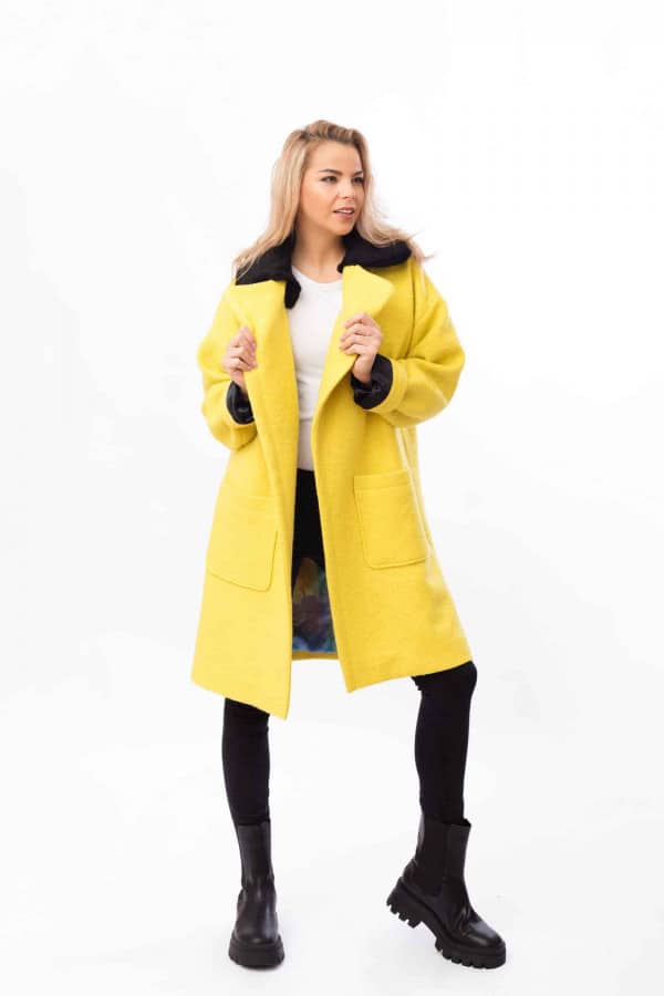 zimní kabát citrónový